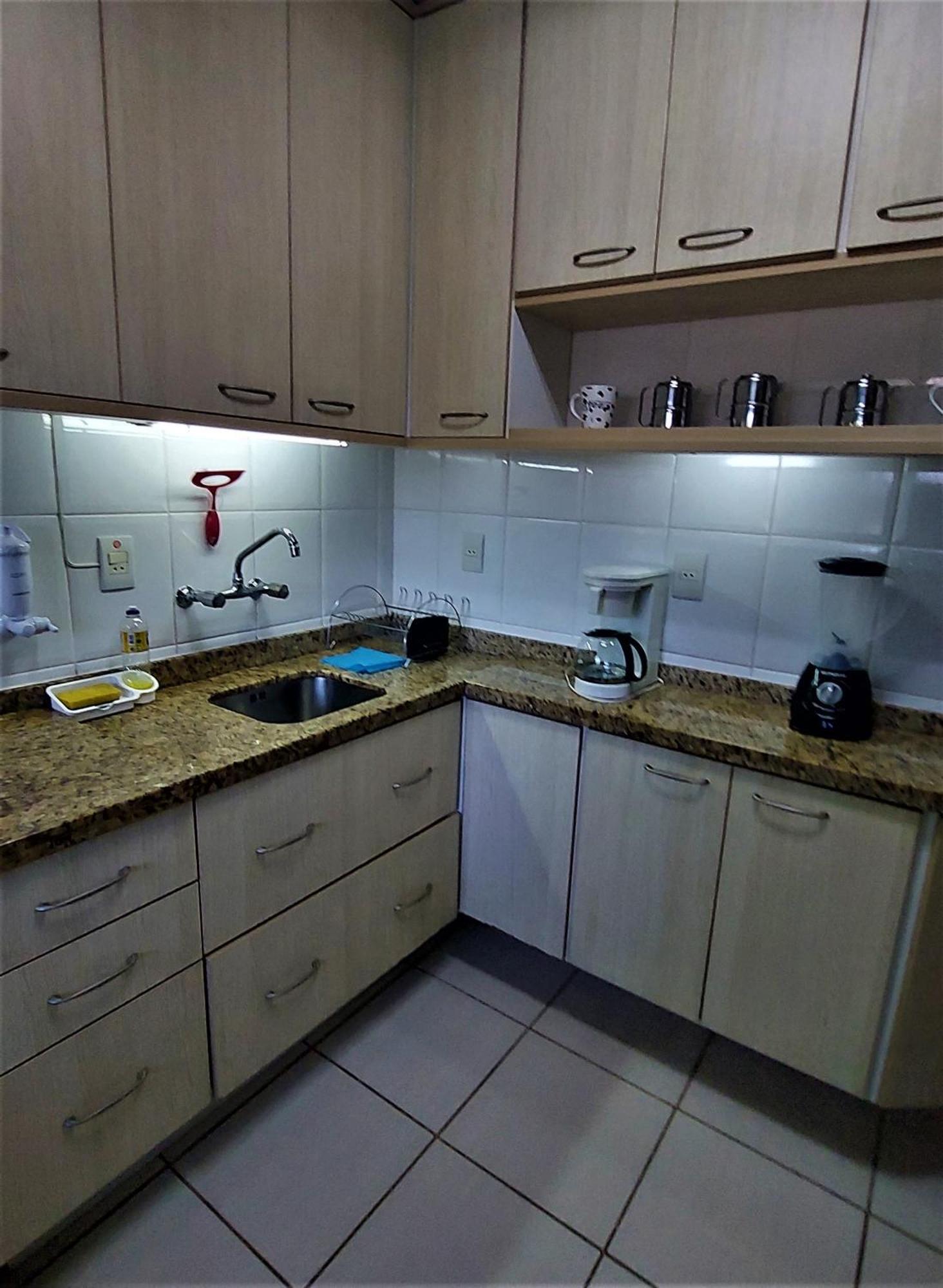 Apartamento Completo 2 Quartos Wi-Fi 300 Mbps Порту-Алегри Экстерьер фото